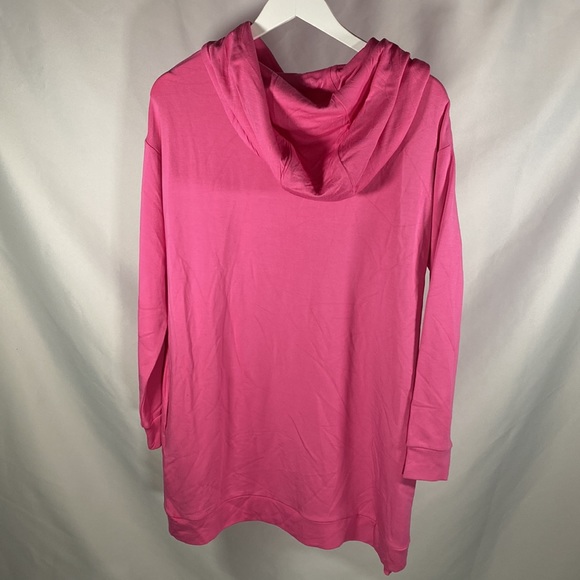 Off Duty - Picture 2 of 3